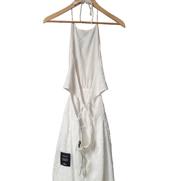 Lulus Touch of Elegance White Floral Burnout Halter Maxi Dress NWT Size XL 12/14 - Picture 10 of 14